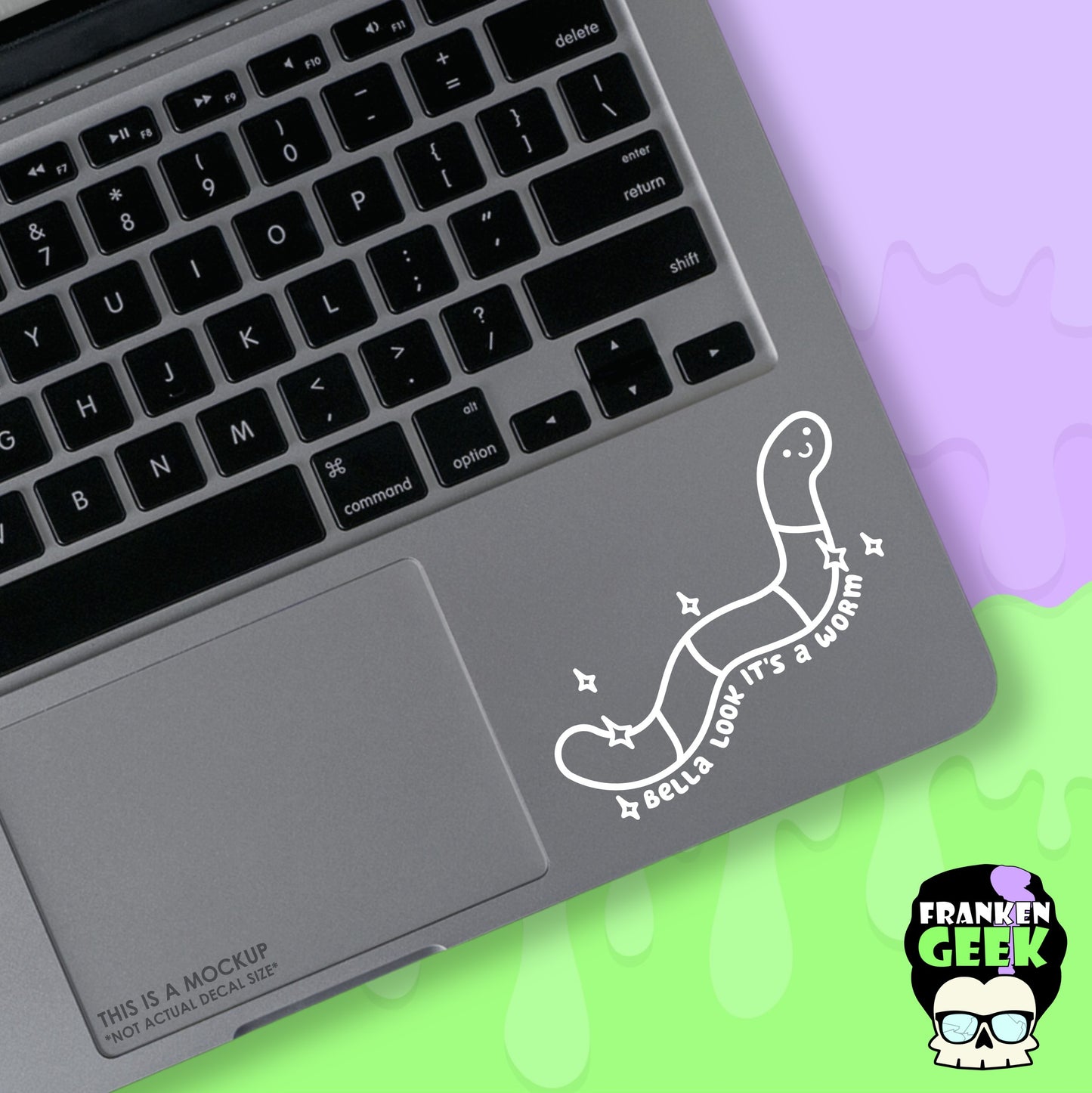 Bella Look It's a Worm Small Vinyl Decal