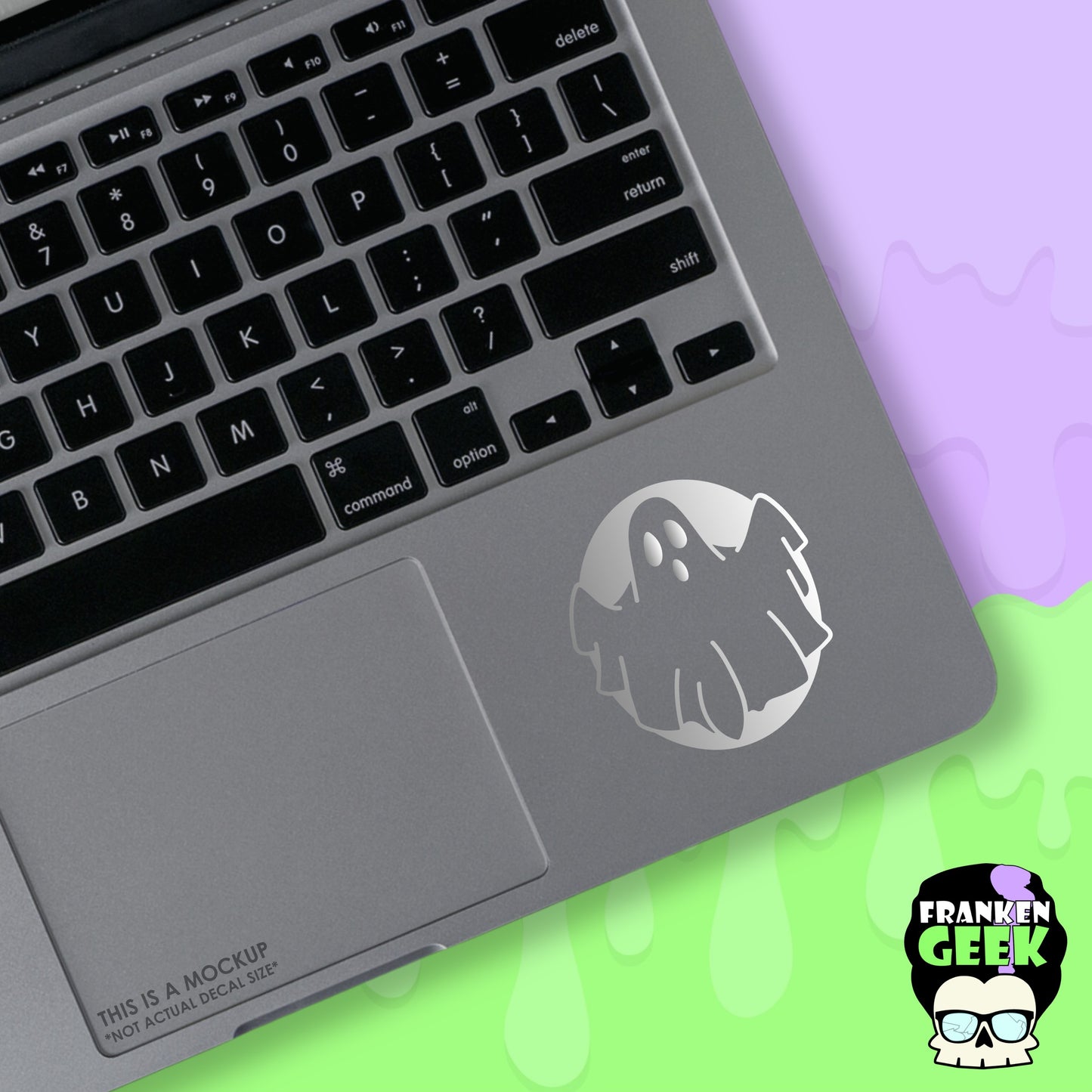 Basic Sheet Ghost in Circle Mini Vinyl Decal